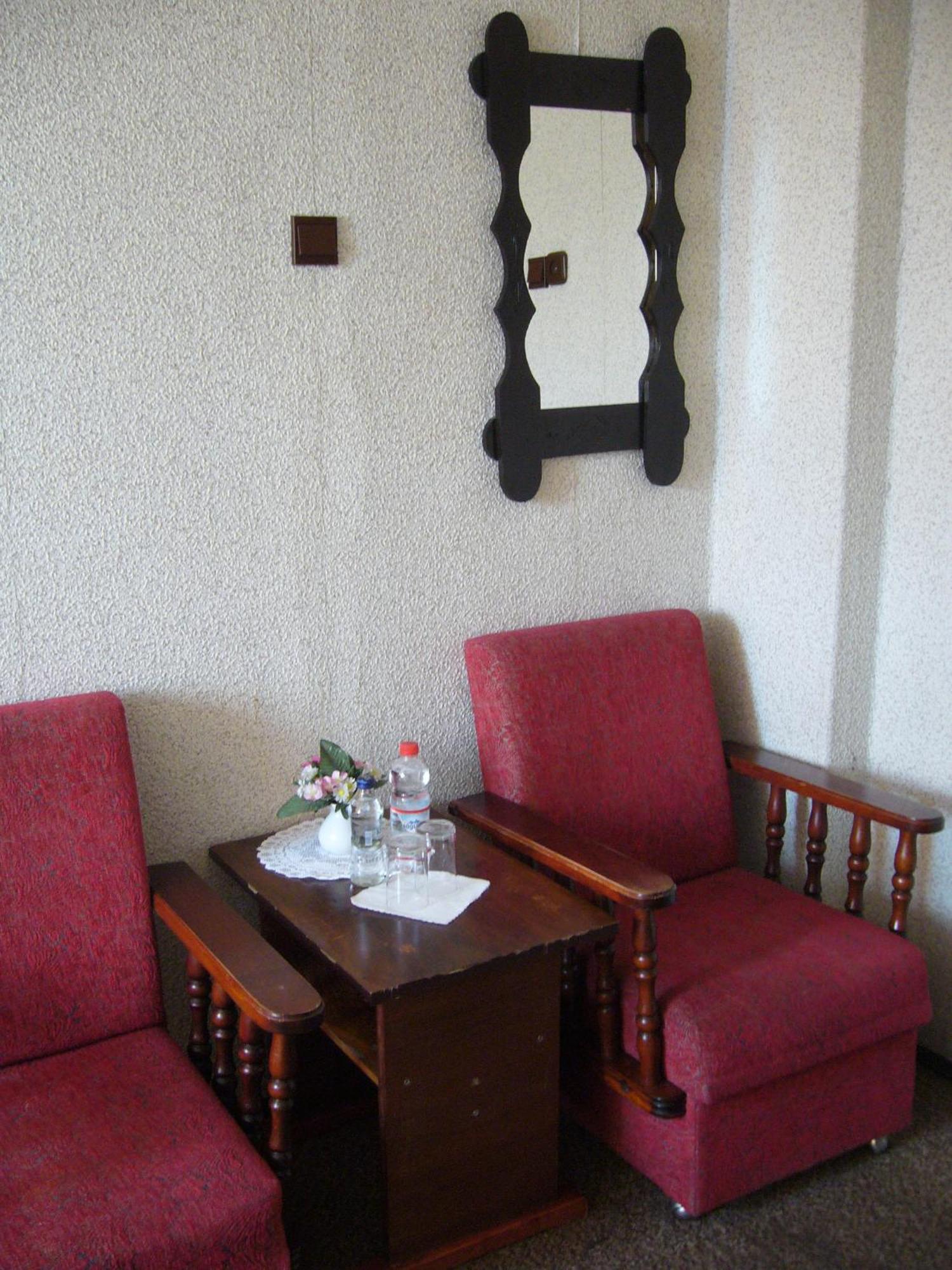 Karet Obiekt Hotelowy Скочув Экстерьер фото
